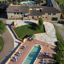 Agriturismo Santarcangelo with shared pool and relaxing view