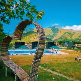 Park Hotel Borjomi, hotell sihtkohas Bordžomi