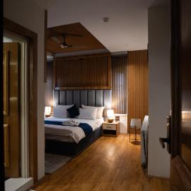 Walnut Village Resort, Hotel in Anantnāg