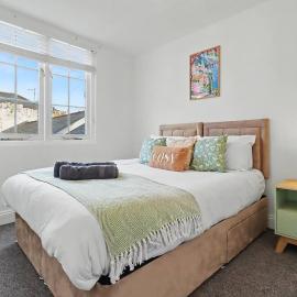 Brighton Apartment, Walk to the Lanes and Seafront, Paid Parking Nearby, MTP Estates