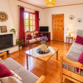 VK Casa Cozy Home in Vytina, Hotel in Vitina