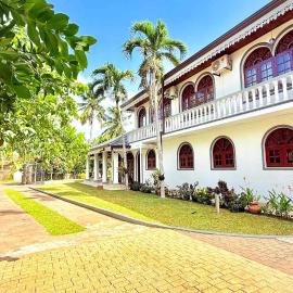 Open Waters Escape Villa Negombo