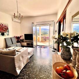 Spili centre Nicolas huge apartment