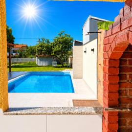 Casarão entre Cabo Frio e Búzios Piscina Privativa Ar condicionado, Sinuca, Totó, Churrasqueira 4 quartos Wi-Fi 500mb