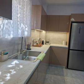 Demaré apartment, hotelli kohteessa Artémida