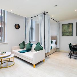 Modern Spacious City Stay, Sleeps 5, Near Arena, Hotel in Central Station