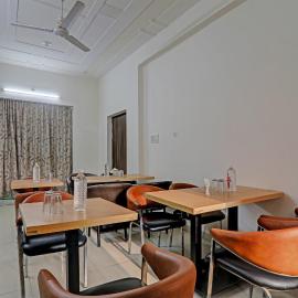 Hotel O Gulmohar Inn
