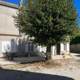 les libellules, hotel a Plombières-lès-Dijon