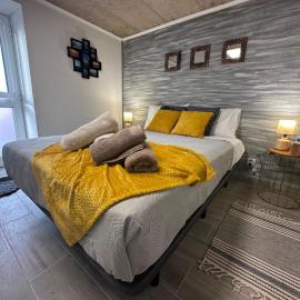 La Cueva House