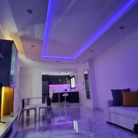 Playa Torviscas 2-Bed, 2-Bath Apartment with Pools & Jacuzzi