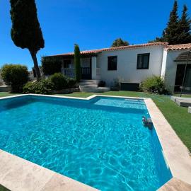 Villa 4 chambres climatisée piscine chauffée