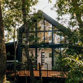 Woodland Hills Vendégház, Hotel in Kismaros