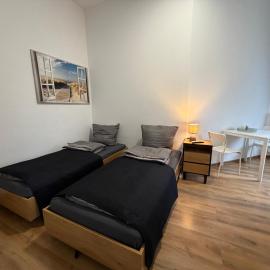 Suma Appartment 10min from Railstation, hotell sihtkohas Koblenz