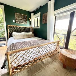 Muir Woods Studio, Bay Views & Private Deck