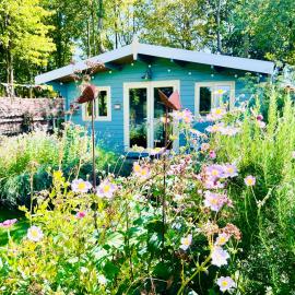 Tranquil Norfolk Log Cabin - Stunning Rural Sunset Views