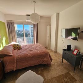 Departamento Encantador Equipado en Morón Centro, hotel u gradu Moron