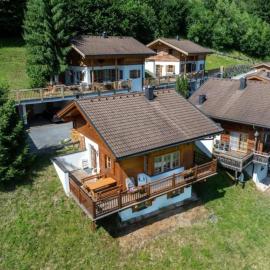 Chalet with Mountain Views in Wald
