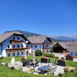 Grillhofer - Slow Living Apartments -LUNGAUCard inkludiert, hotel v destinácii Mauterndorf