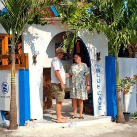 The Blue Cave Maldives, hotel din Kendhoo