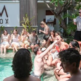 M BOX Party Hotel Gili Trawangan, hotel u gradu 'Gili Trawangan'