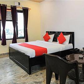 MeHRAAZ BY SK, hotel a Haldwāni