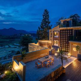 Xuzhu Avatar Mountain Hideaway Near Zhangjiajie National Forest Park Middle Gate With Mountain Views Bamboo Groves Terraced Fields Dining Service For Travelers Seeking Comfort In Nature And Rural Life, готель у місті Jiawan