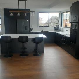 Spacious and Sunny on Robertson Street