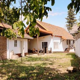 ROOM Miran's Guest house Ivanovka, hotell i İvanovka