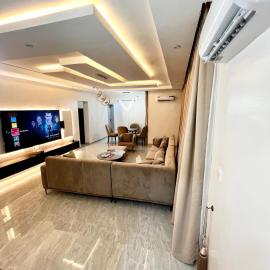 New Cosy 2bed apartment and 1 BQ