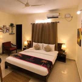 Storio Hotel and Resort Near Miramar Beach Panjim Goa, хотел в Taleigao