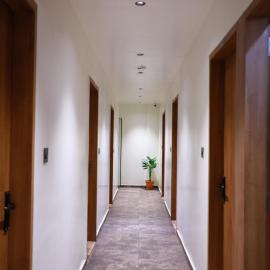 Hotel the Infinity – hotel w mieście Radźkot