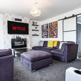 Nottingham 4 Bed House Sleeps 11 Parking for 3