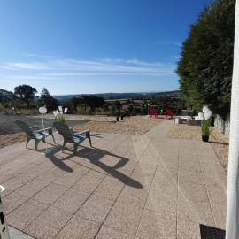 LE LODGE Serene Self Catering