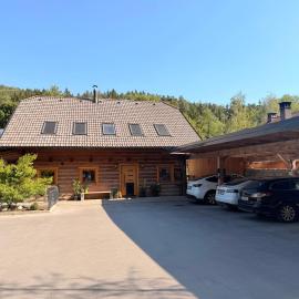 The Sawmill Loft Lake Cerknica, hotel a Cerknica