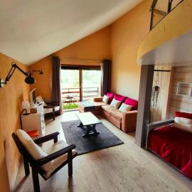 Appart T2 loft 6-8 pers, pied des pistes Chaillol 1600, balcon sud, aire de jeux