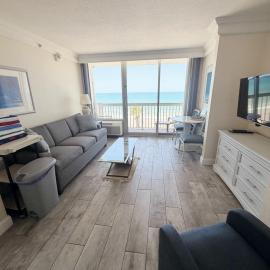 Daytona Beach Resort 1 bdrm family condo w/kitchen