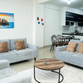 Rioja Sky Suites- Moderno Duplex 3 DMR y Elevator, hotell i Rioja