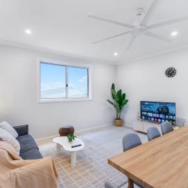 Leppington Spacious 4BR House With Free Parking Near ED Square