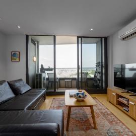 6th Floor St Kilda Central Apt with Pool Gym & Views