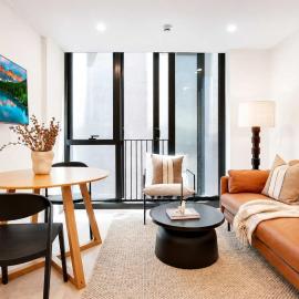 Stylish Stay on Courtenay - 1BR APT