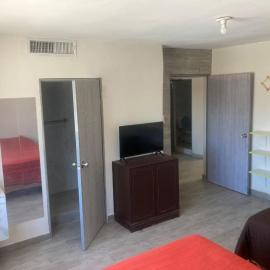Hostal Centro Trn