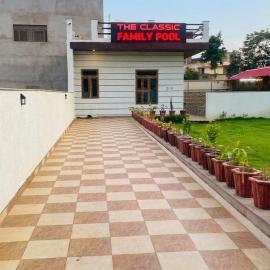 Alwar में, होटल The Classic Family Pool
