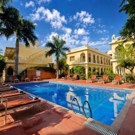 Raj Palace Resort โรงแรมในซาวาย มาโดปูร์
