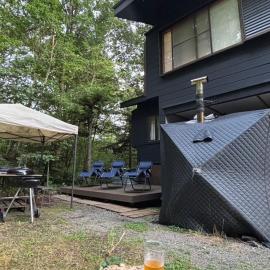 Glamping Villa Rei 北軽井沢 大自然でサウナが楽しめる北軽井沢貸切ヴィラ 手ぶらでBBQ プロジェクター 最大6名 Wi-Fi 駐車場あり