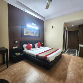 Hotel Mid Town