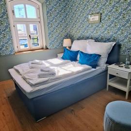 3sine - Ihr besonderer Gasthof im Bahnhof Deisenhofen, hotel v destinácii Oberhaching