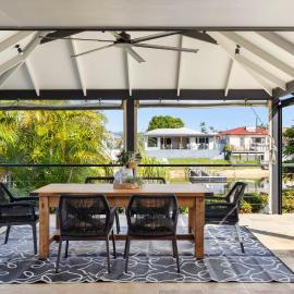 Waterview house with pool, sleeps 10