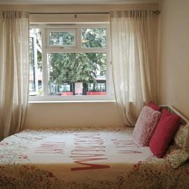 Cozy Studio with Private Access & En-Suite
