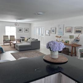 A superbly located getaway home for up to 8 people, Hotel in Cape Town