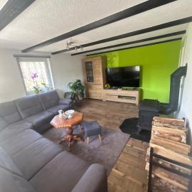 Vacation apartment near the Lausker Schanze Wallburg، فندق في Weißenberg